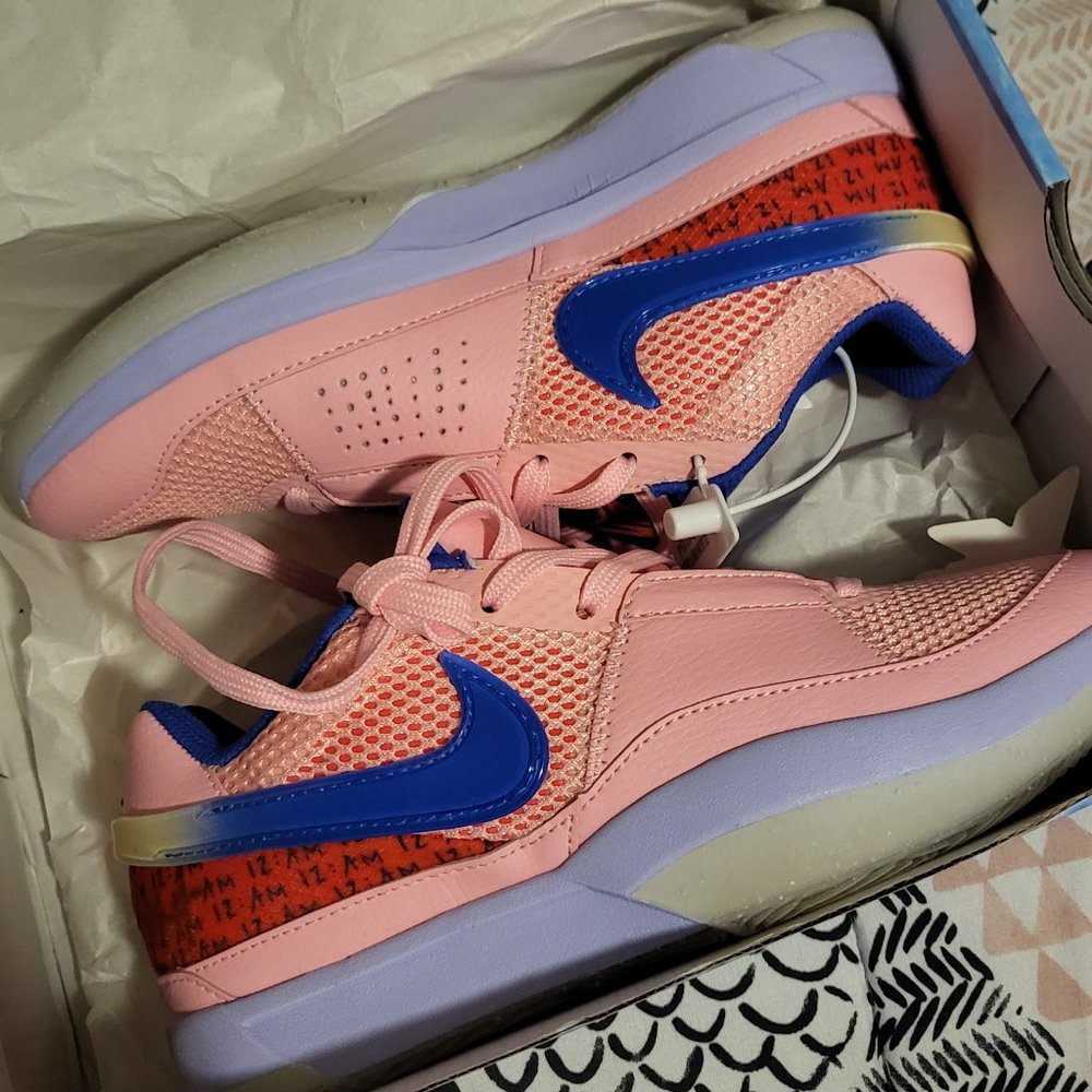 Ja 1 pink show